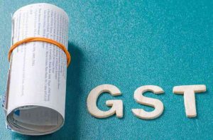 टैक्स चोरी रोकने के लिए चल रही GST में बदलाव की तैयारी