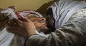अवैध संबंधों के चलते युवक की गर्दन काटी:निर्माणाधीन मकान में सो रहा था जूता कारीगर