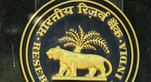 आरबीआई ने नहीं बदला रेपो रेट, नहीं बढ़ेगी घर और कार की ईएमआई
