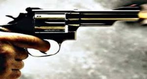 सहारनपुर में एक युवती ने क्या किया कि युवक ने अपनी पत्नी और सास को मारी गोली
