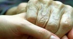 आशियाने की तलाश में बुजुर्ग, गांवों में अधिक बुजुर्ग अकेले रहने को मजबूर