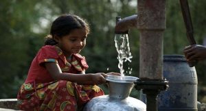दुनियाभर में पांच में से एक बच्चे को उसकी जरूरत के मुताबिक नही मिल रहा पानी