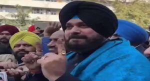 बहन के आरोपों पर नवजोत सिंह सिद्धू ने दिया जवाब, कहा- यह घटिया राजनीति है और लोग इसे स्वीकार नहीं करेंगे