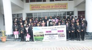 आर्यकुल कॉलेज में आयोजित किया गया सामुदायिक कार्य कार्यक्रम