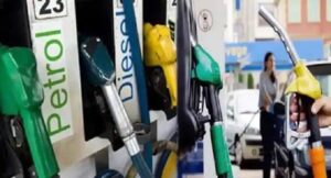 UP Petrol Diesel Price Today: लखनऊ, कानपुर, वाराणसी, गोरखपुर, आगरा, मेरठ, प्रयागराज, बरेली में पेट्रोल डीजल सस्ता,