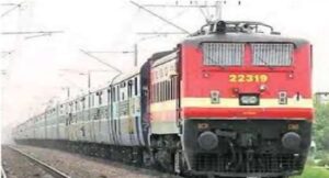 Indian Railway: किसी का टिकट और कोई दूसरा कर सकेगा सफर, इंडियन रेलवे ने बताया शानदार तरीका