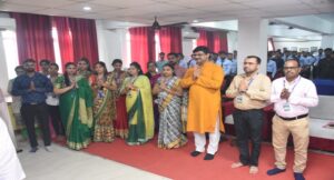 आर्यकुल  कालेज में हिन्दी सप्ताह पर भाषण प्रतियोगिता आयोजित