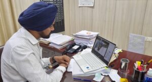 विद्यालयों में नगर निगम के सहयोग से डेंगू को हराये: नगर आयुक्त इंद्रजीत सिंह