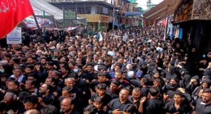 श्रीनगर में 34 सालों के प्रतिबंध के बाद पहली बार निकला गया मुहर्रम का जुलूस