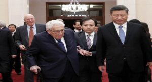 चीन और अमेरिका के विवाद के बीच 100 साल के पूर्व अमेरिकी विदेश मंत्री से मिले शी जिनपिंग