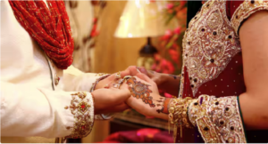 दिव्यांग से रचायी शादी, सास के खाते से उड़ाए एक करोड़