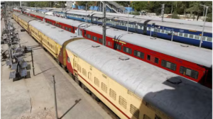 रेल यात्रा को सुरक्षित करने के लिए मंत्रालय लगाएगा प्रमुख मार्गों पर ‘कवच 4.0’