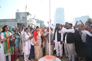 गणतंत्र दिवस के अवसर पर बंथरा में निकली भव्य तिरंगा यात्रा, देशभक्ति के रंग में रंगा इलाका