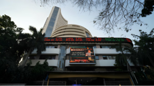 सेंसेक्स ने मारी 900 अंक की उछाल, निफ्टी पहुंचा 23150 के पार