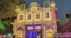 वाराणसी के इस मंदिर में नहीं है कोई VIP, हनुमान जी के दरबार में सभी श्रद्धालुओं के लिए एक बराबर नियम