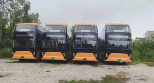 बाराबंकी डिपो में धूल फांक रही 15 करोड़ की इलेक्ट्रिक बसें:सालभर पहले मुख्यमंत्री ने दिखाई थी झंडी.