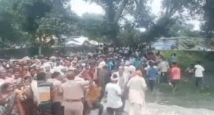 दीपावली छुट्टियां खत्म होते ही काम पर वापस लौटने लगे लोग… रेलवे और बस अड्डों पर यात्रियों की भारी भीड़, प्रशासन के कड़े निर्देश