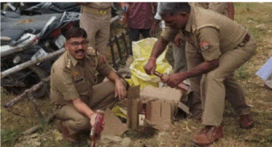 गोसाईंगंज में 1540 लीटर अवैध शराब कराई गयी नष्ट, 98 मामलों  में निस्तारण