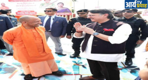 उदा देवी बलिदान दिवस पर योगी-राजेश्वर के हल्के-फुल्के पलों ने खींचा सबका ध्यान